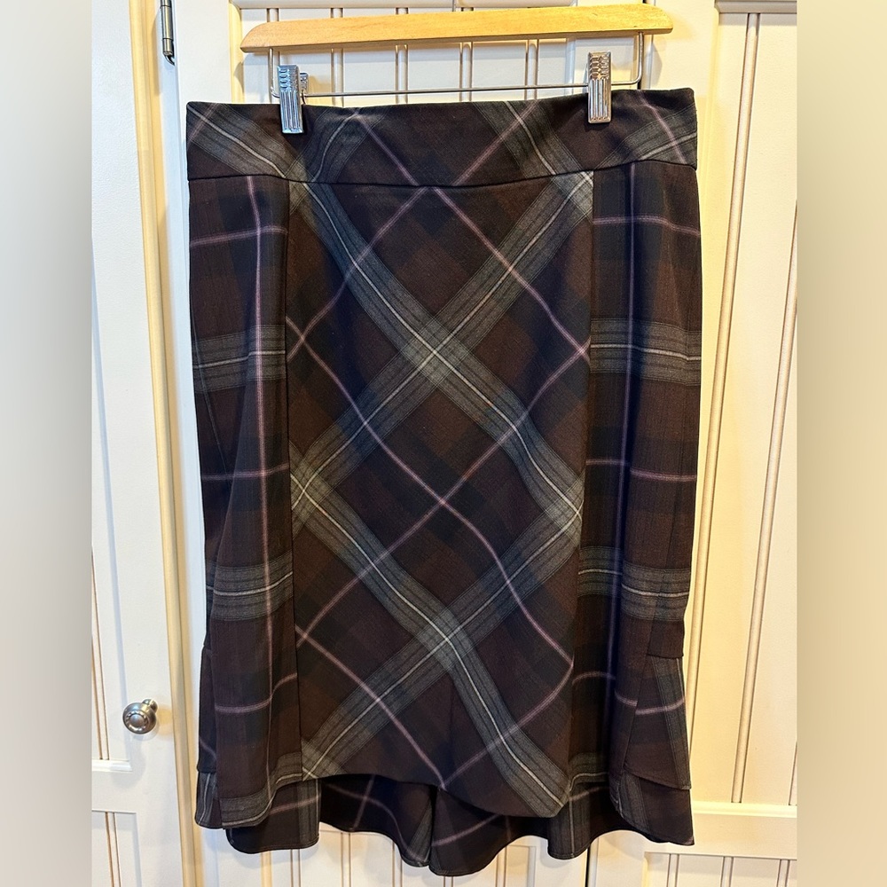 Express Design Studio Plaid Skirt with Back Ruffle Size 8